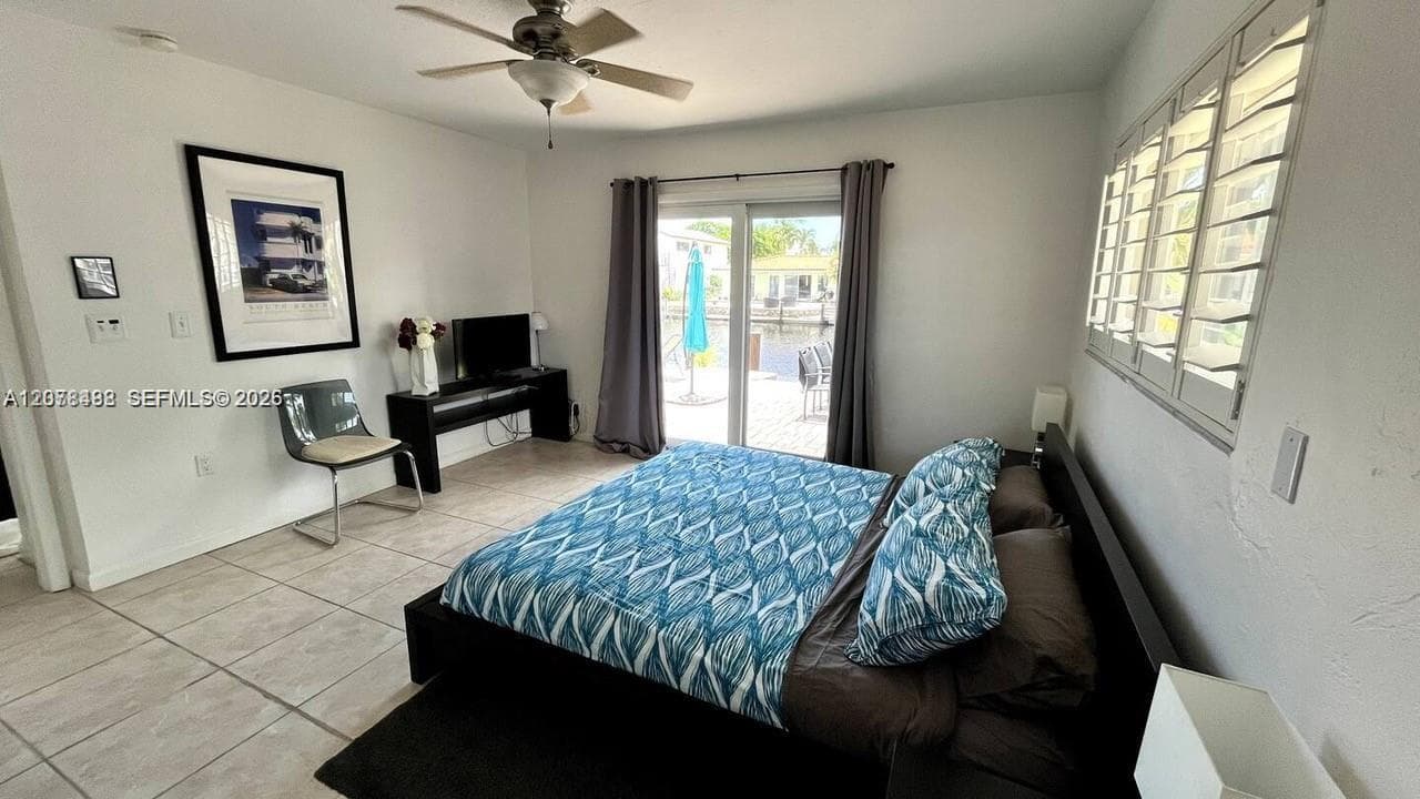 2424 SE 9th St #2424 photo 29