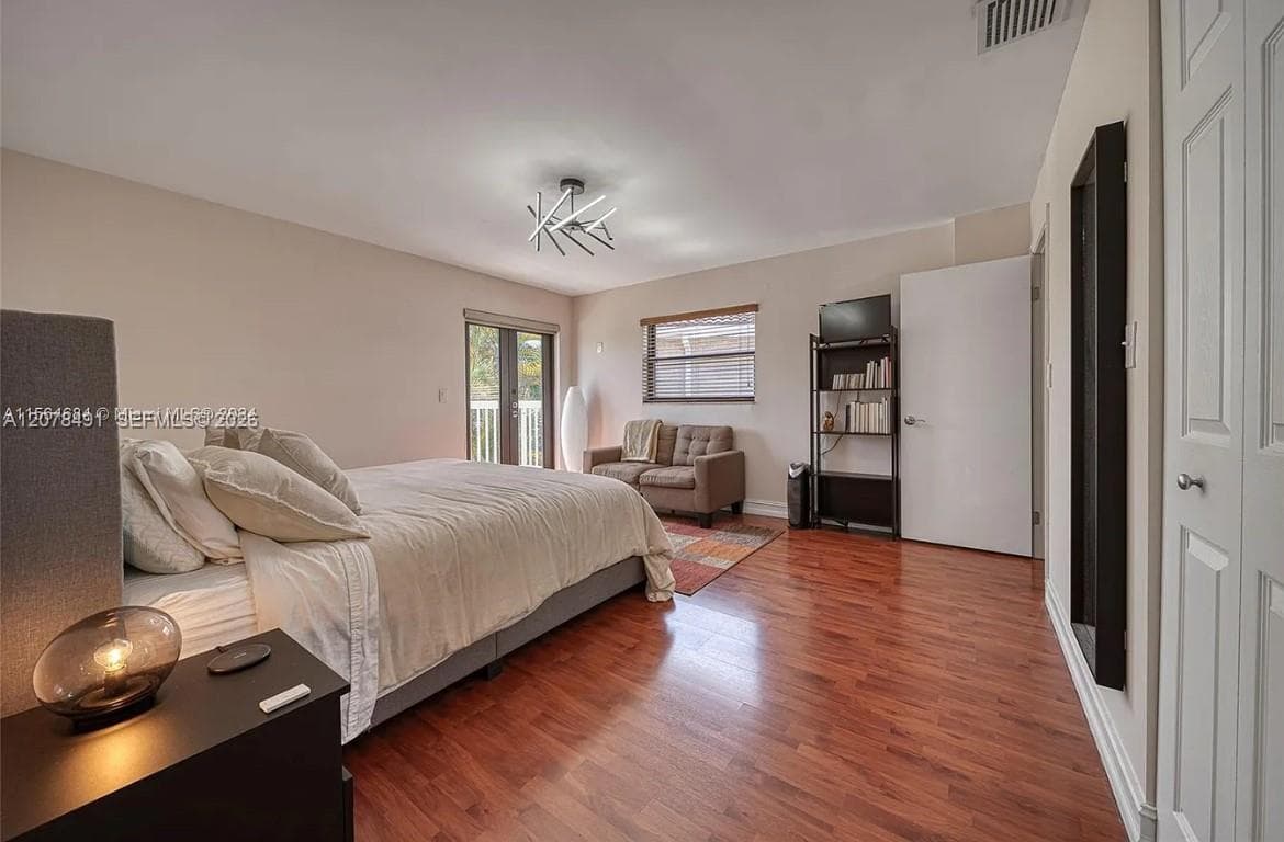 13267 SW 9th Ln photo 17