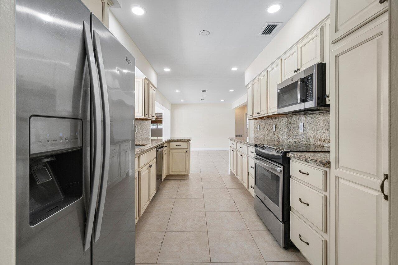 401 NE 24th Street, Boca Raton (13)