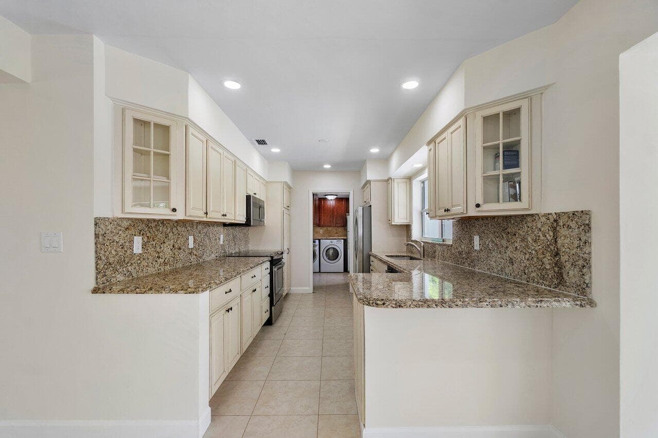 401 NE 24th Street, Boca Raton (14)