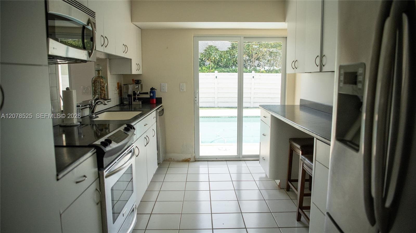 14045 SW 103rd Ter photo 12