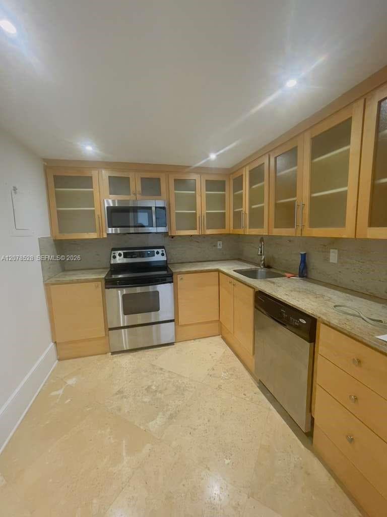 THE PALM BAY YACHT CLUB C · #1507 in Miami - Photo 2