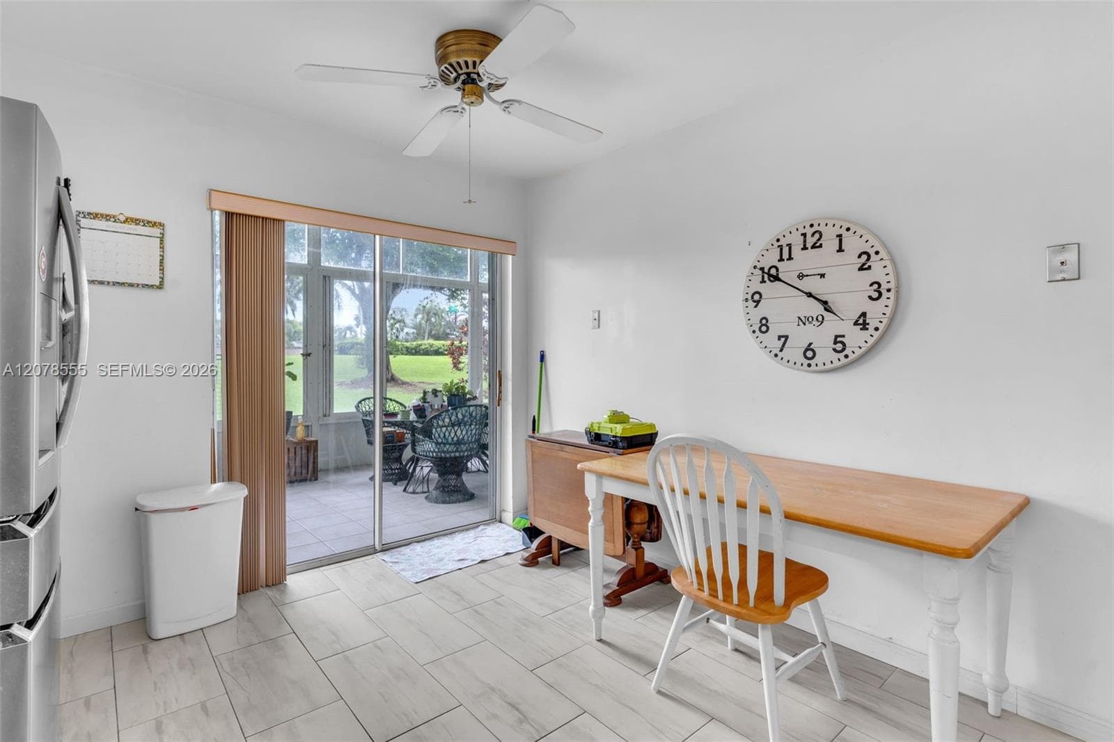 527 SE 27th Dr photo 14