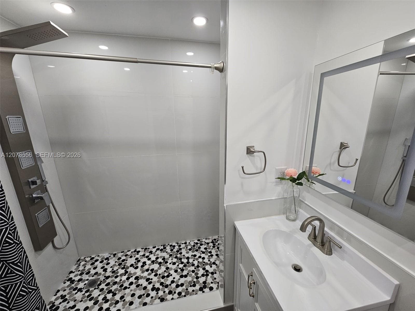 WATERVIEW CONDO APTS · #203 in Miami Beach - Photo 7