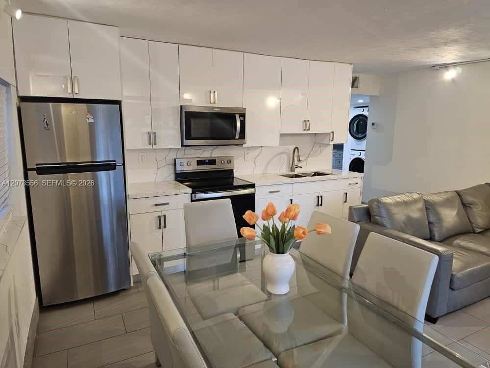 WATERVIEW CONDO APTS · #203 in Miami Beach - Photo 3