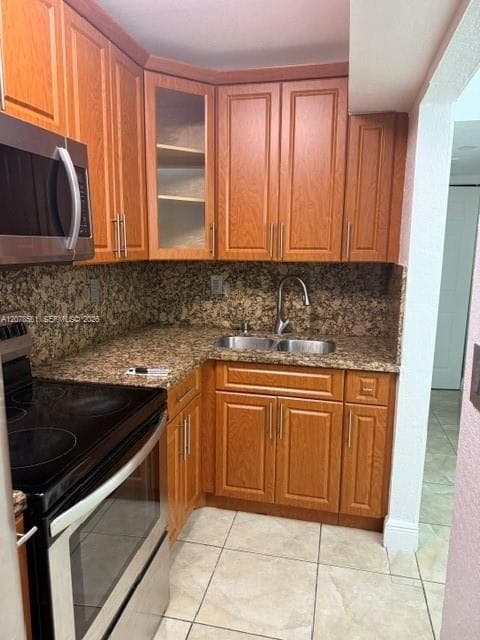 LOS PALACIOS BY MIAMI LAK · #B in Hialeah - Photo 4