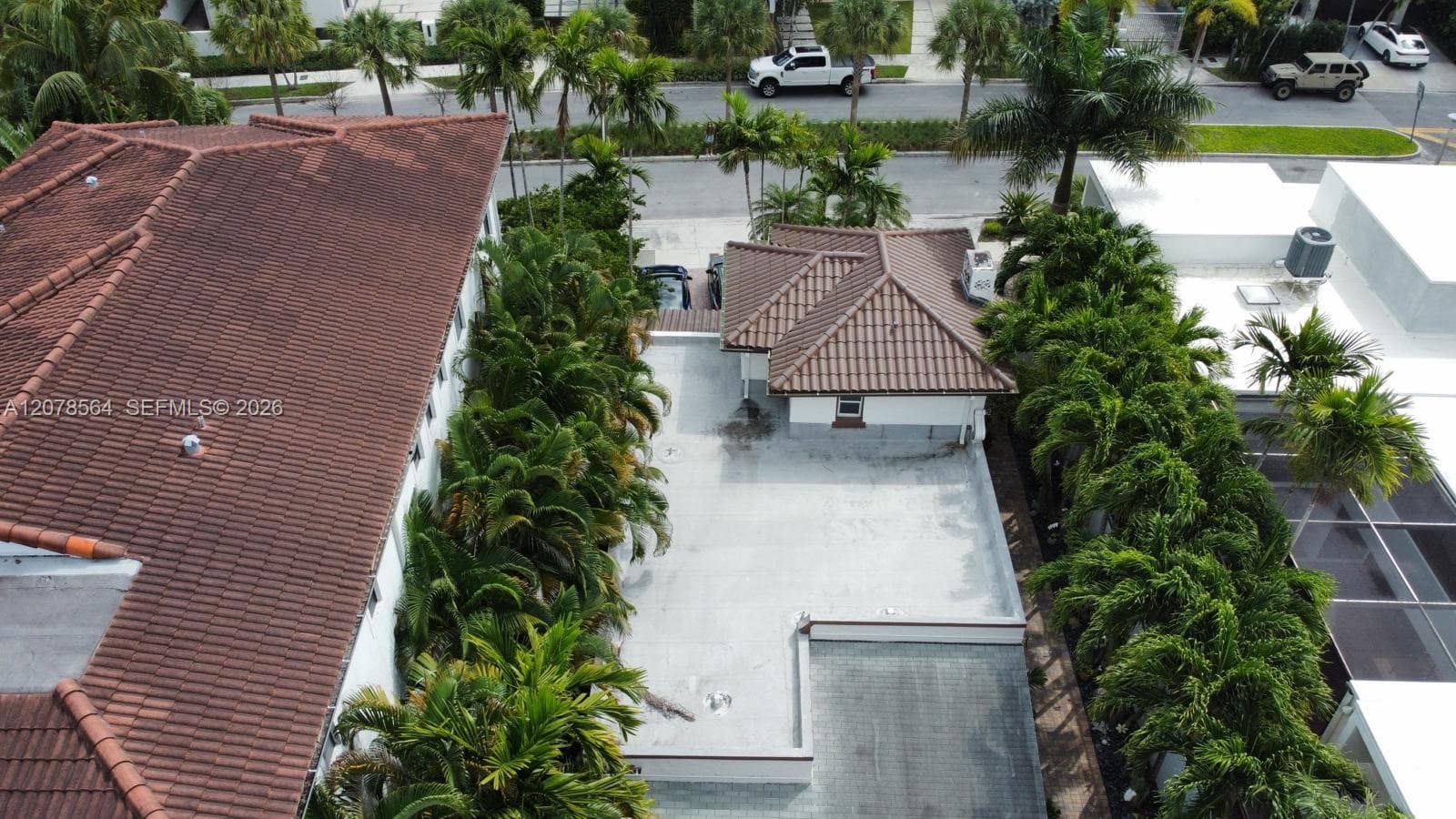 1823 S Bayshore Ln photo 7