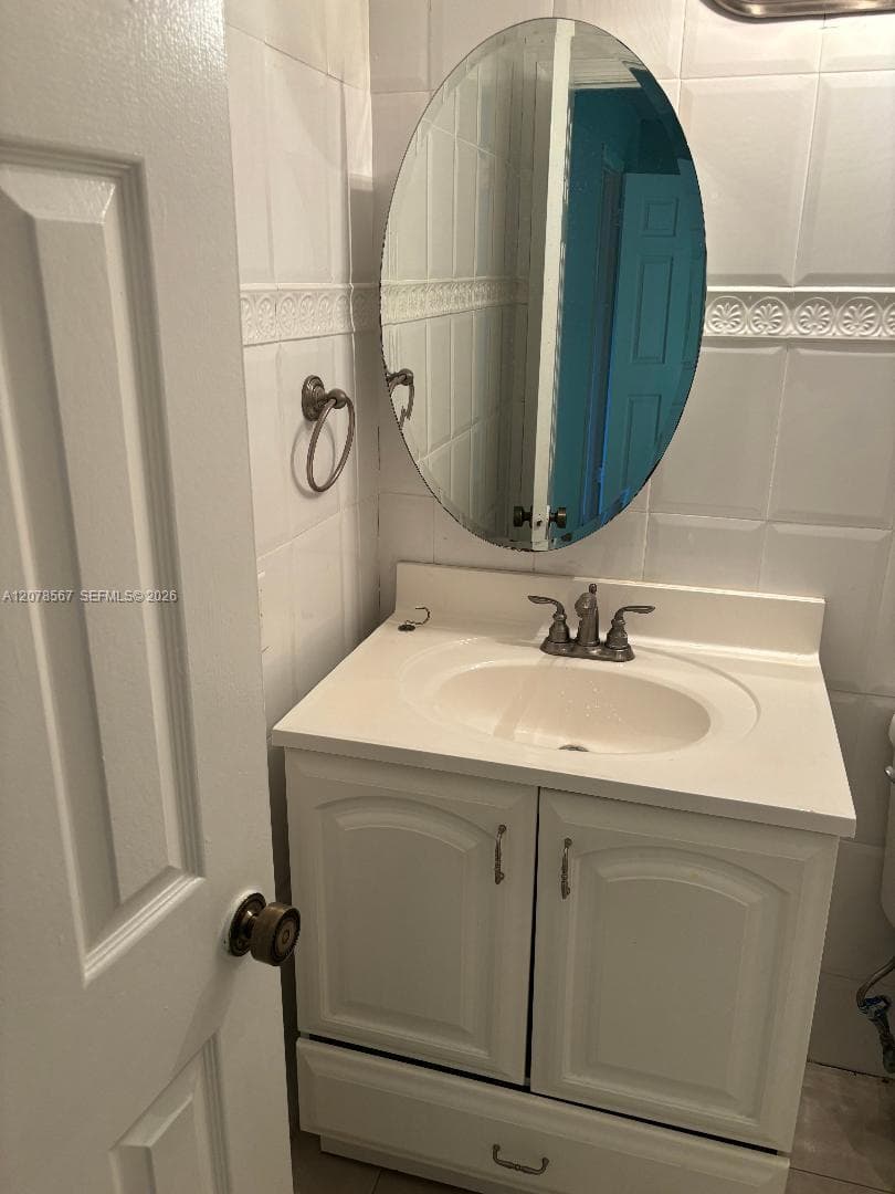 1157 NE 210th Ter #1157 photo 7