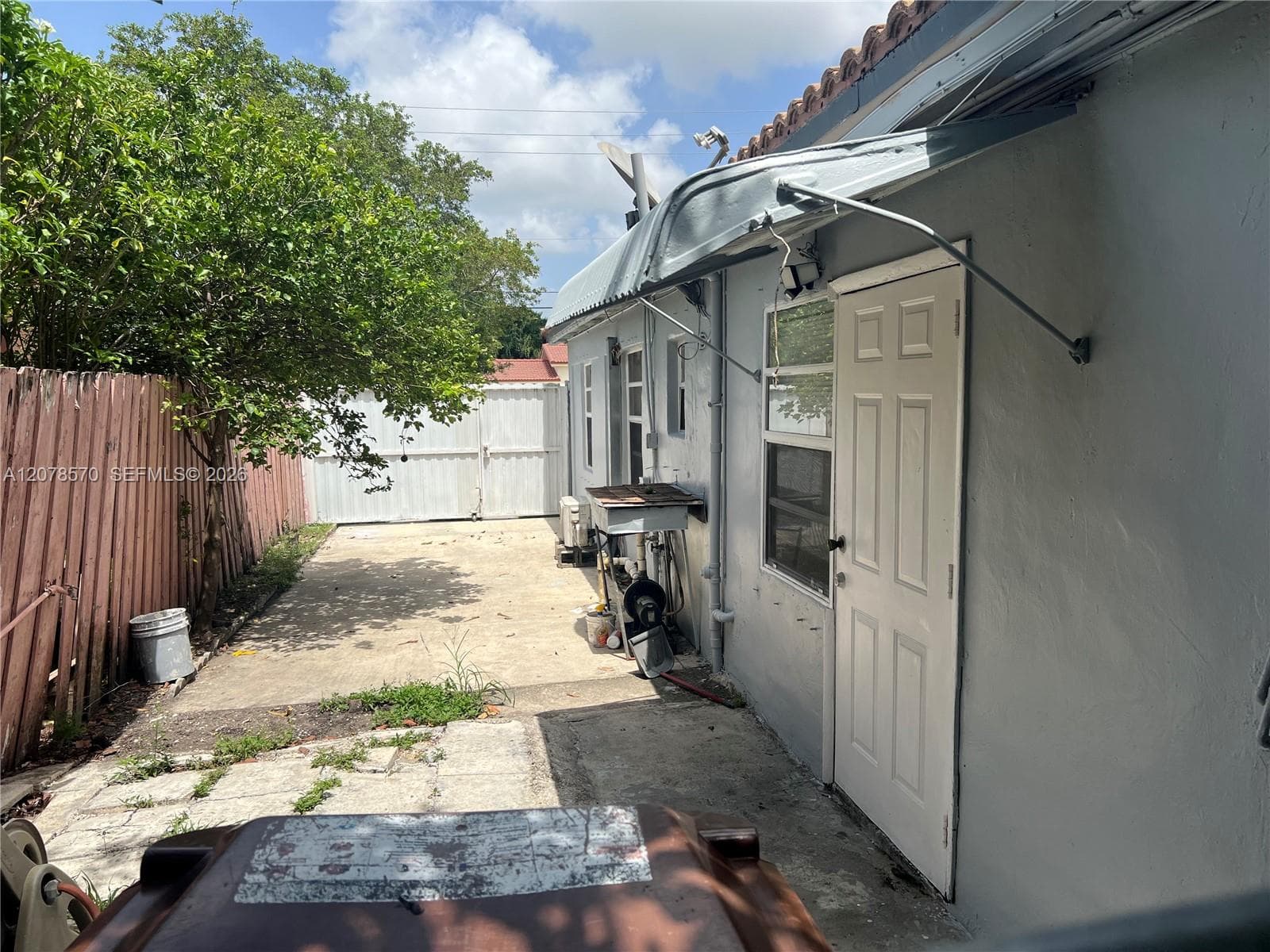 in laws on side of property
