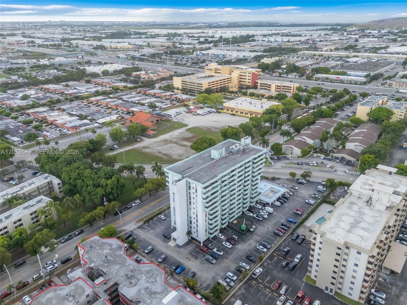 IMPERIAL TERRACES CONDO · #401 in Hialeah - Photo 28