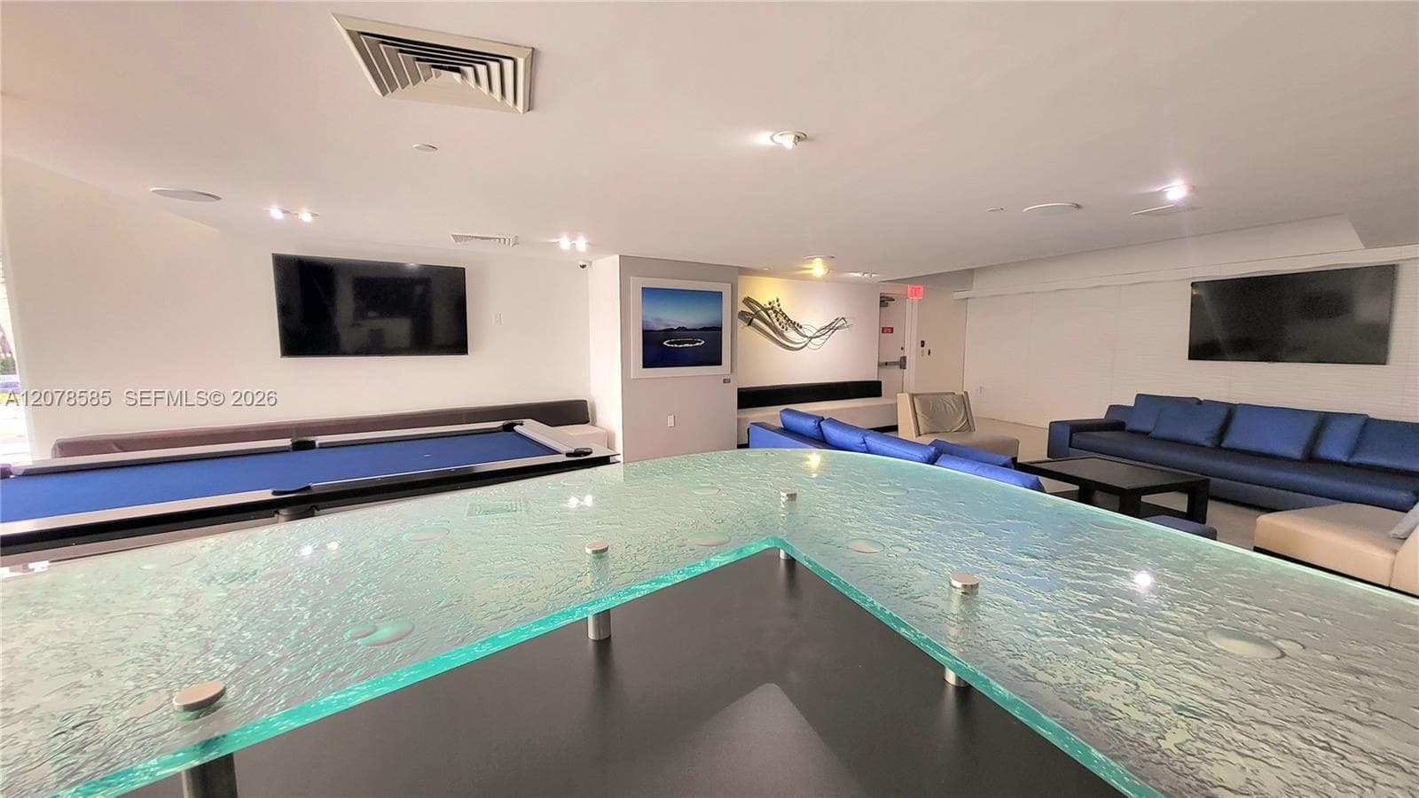 BEACH CLUB CONDO · #909 in Hallandale Beach - Photo 36