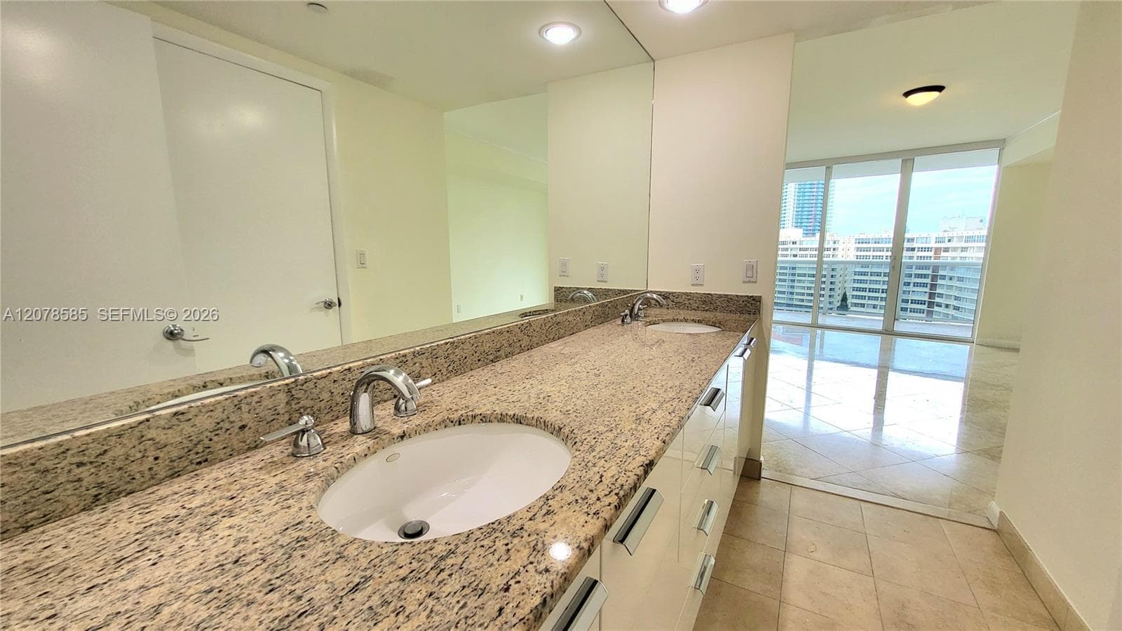 BEACH CLUB CONDO · #909 in Hallandale Beach - Photo 10
