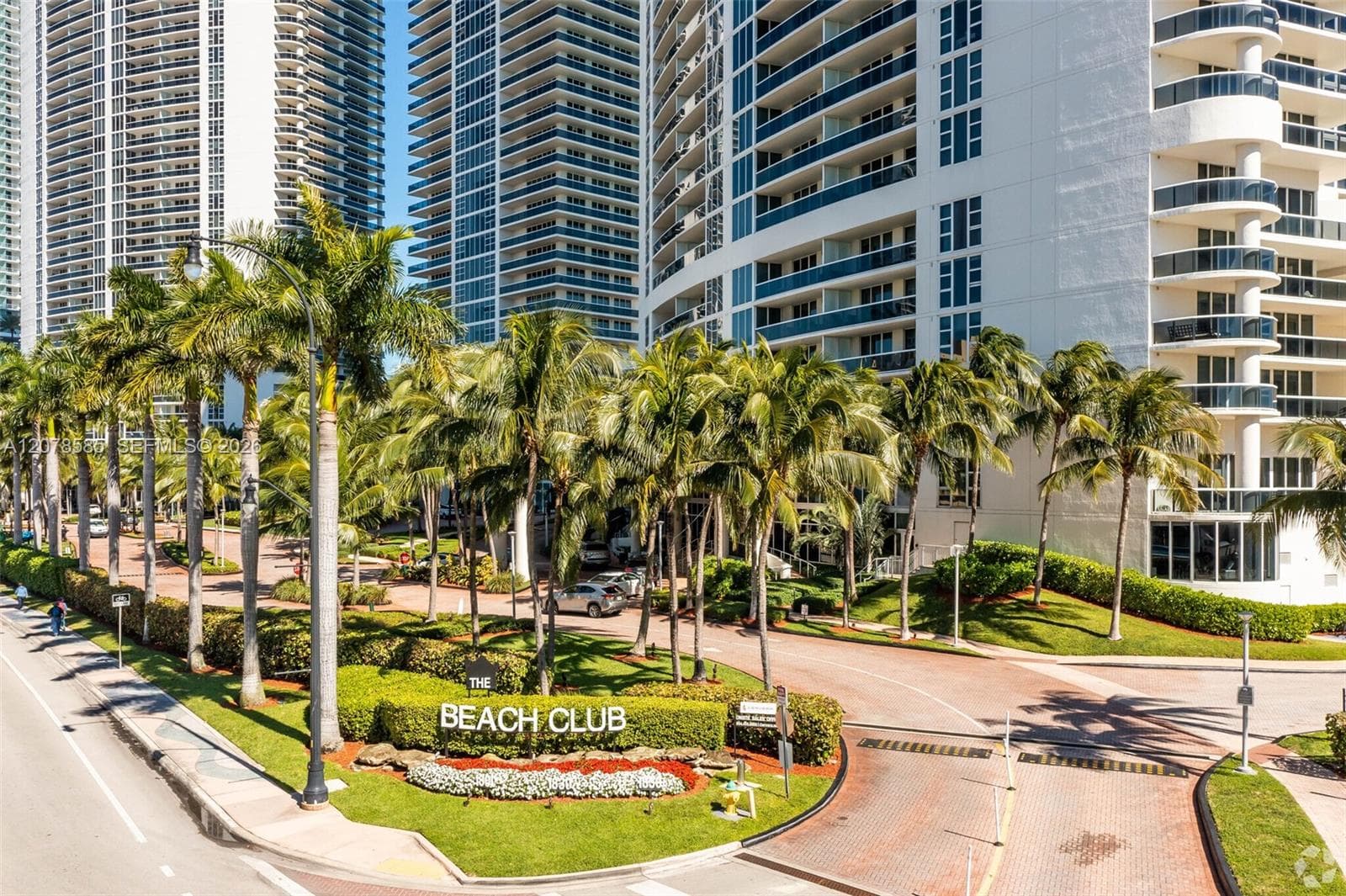BEACH CLUB CONDO · #909 in Hallandale Beach - Photo 41