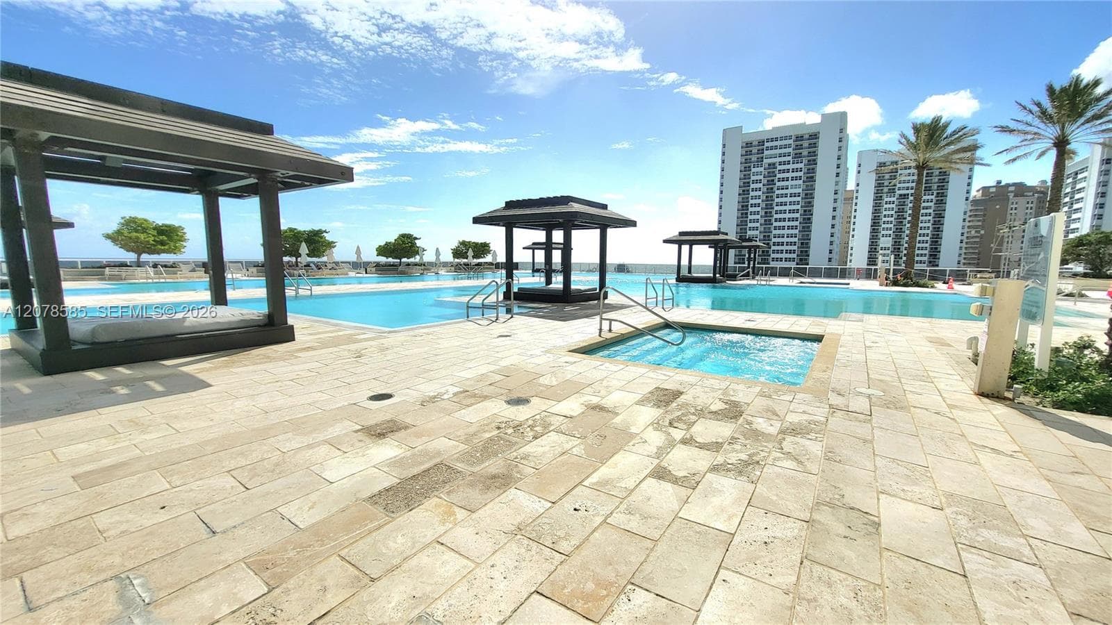 BEACH CLUB CONDO · #909 in Hallandale Beach - Photo 18