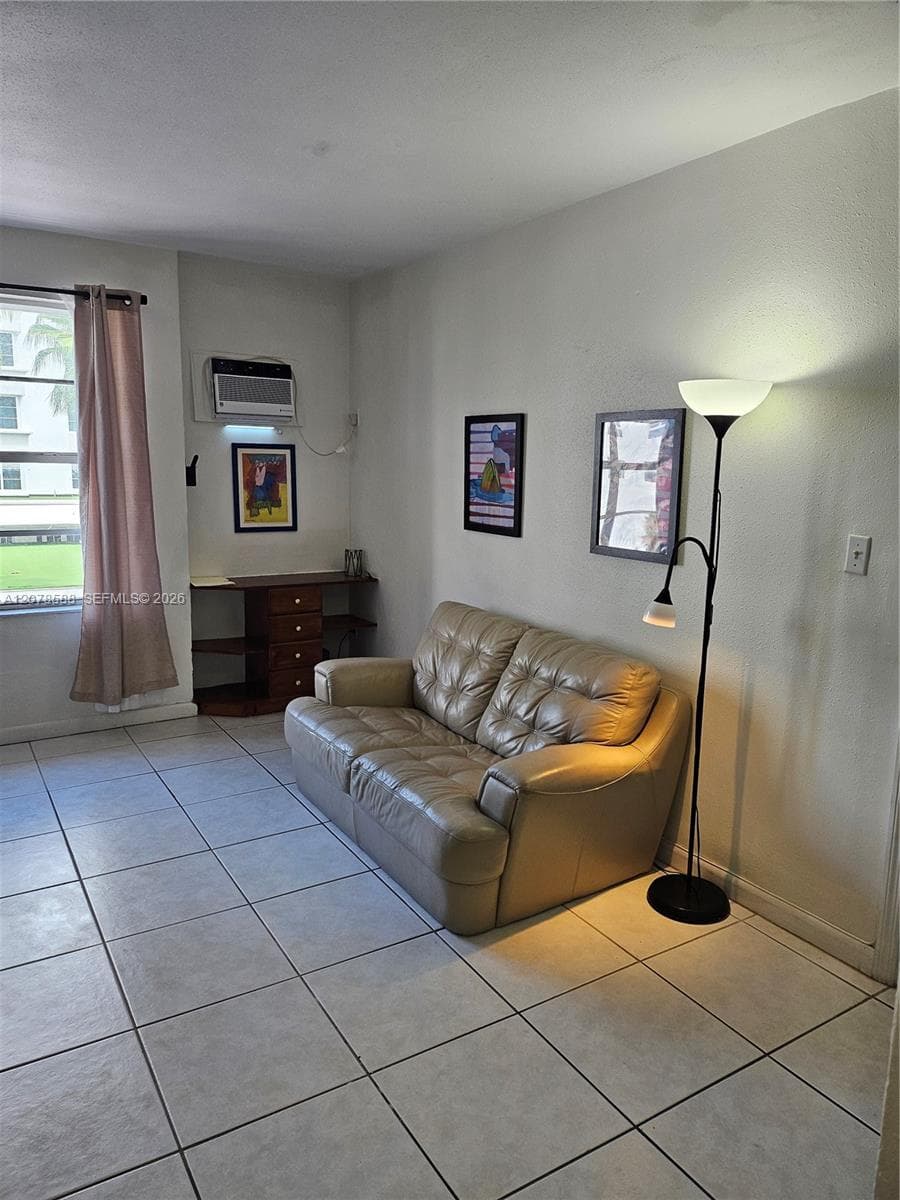 THE MADISON CONDO · #4B in Miami Beach - Photo 9