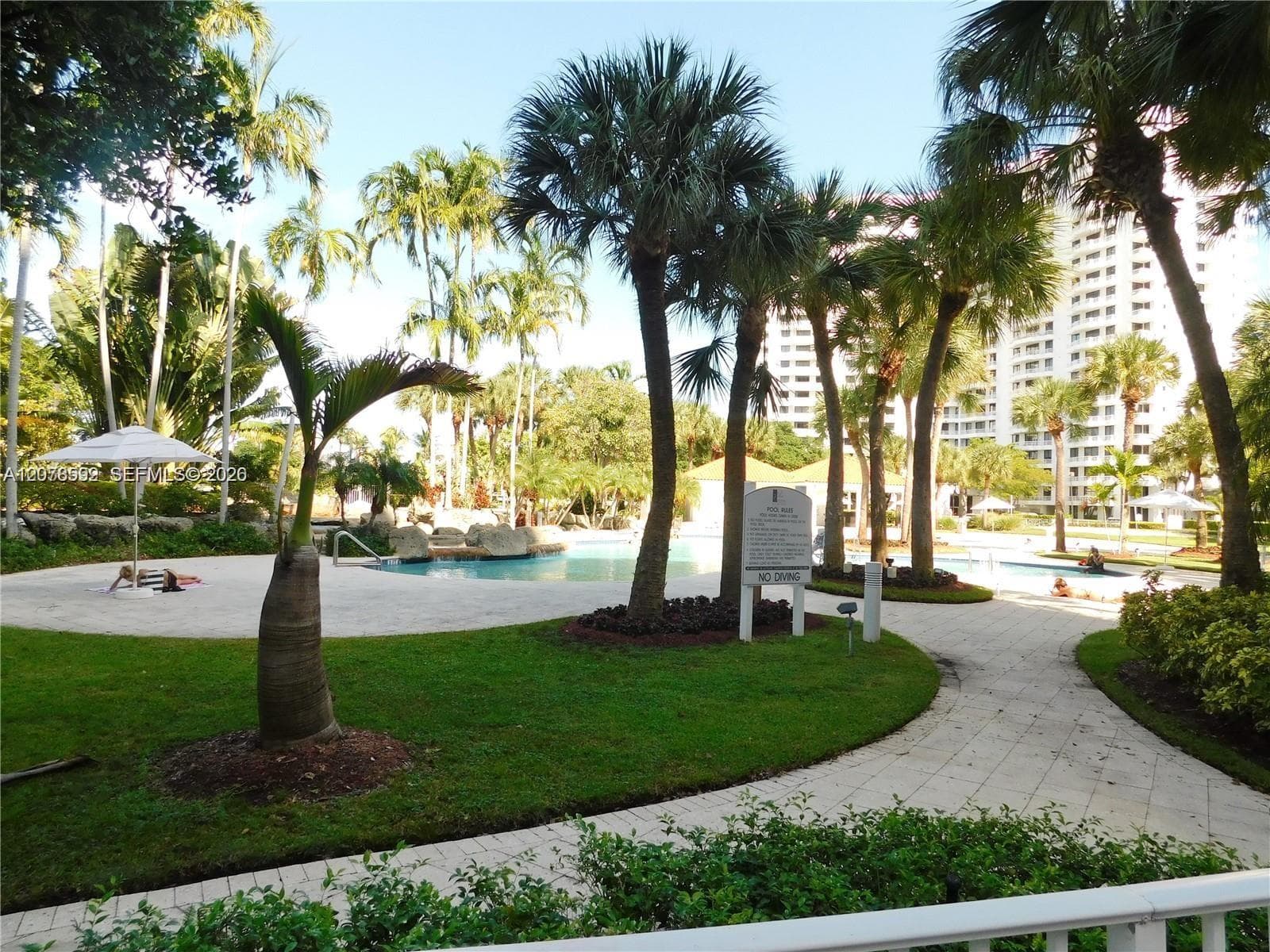 PARC CENTRAL AVENTURA SOU · #1002 in Aventura - Photo 17