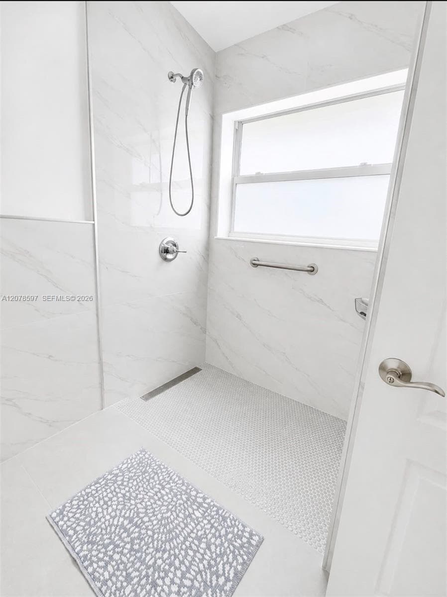 16529 SW 98th Ter photo 7