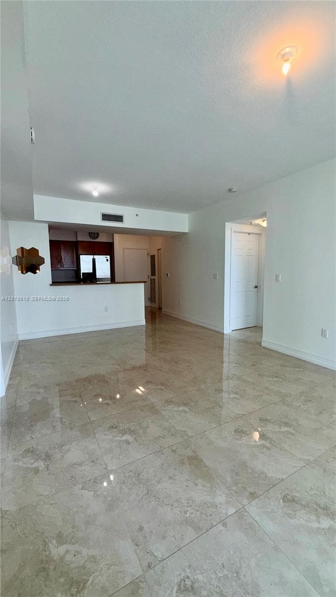 DUO CONDOMINIUM EAST · #1408E in Hallandale Beach - Photo 6
