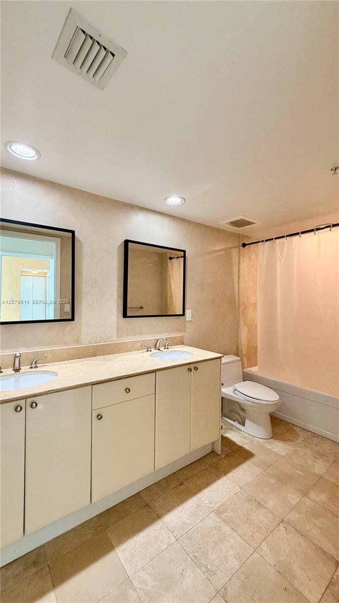 DUO CONDOMINIUM EAST · #1408E in Hallandale Beach - Photo 13