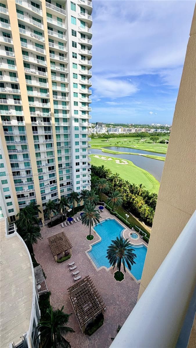 DUO CONDOMINIUM EAST · #1408E in Hallandale Beach - Photo 17
