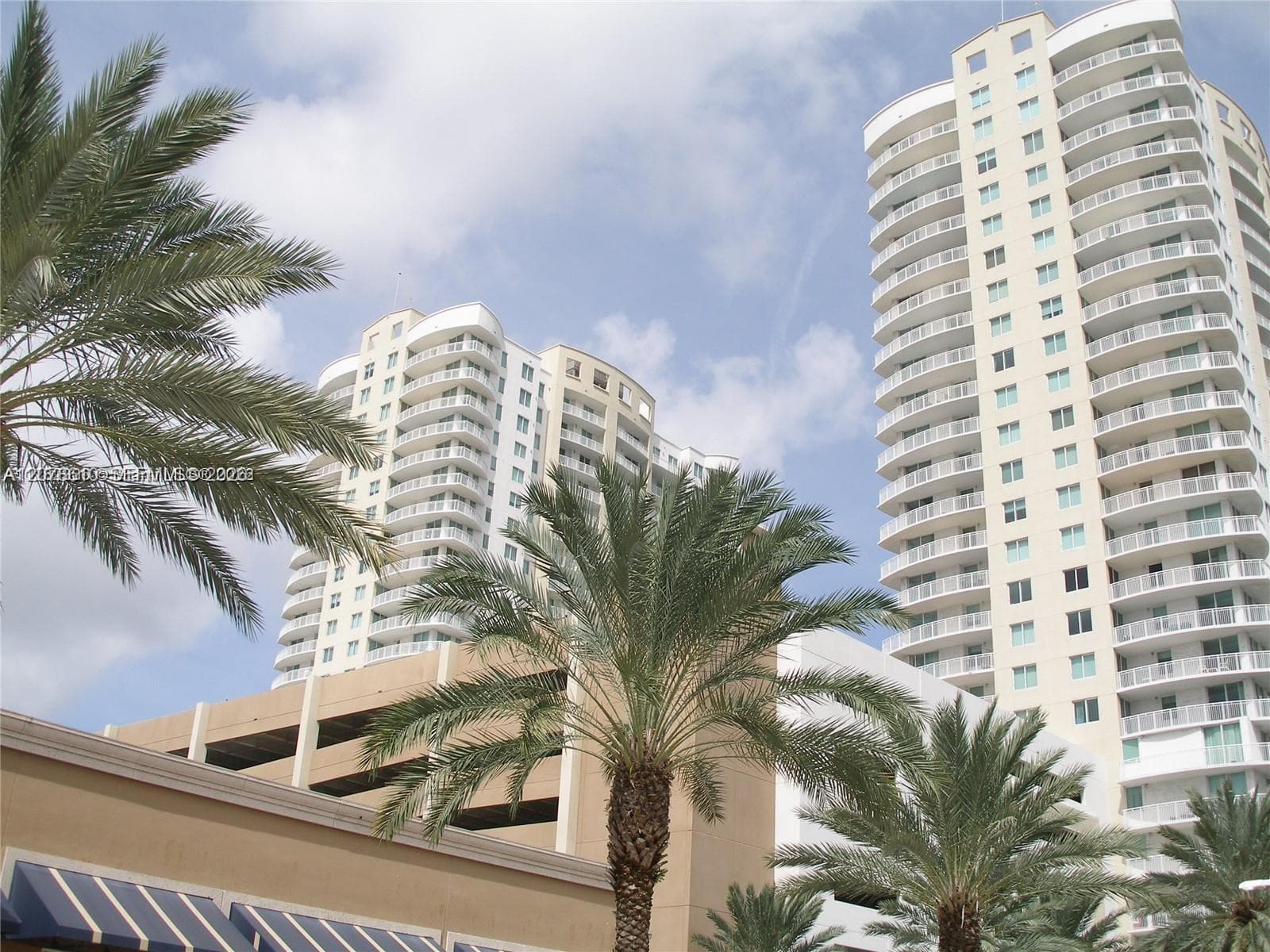 DUO CONDOMINIUM EAST · #1408E in Hallandale Beach - Photo 31