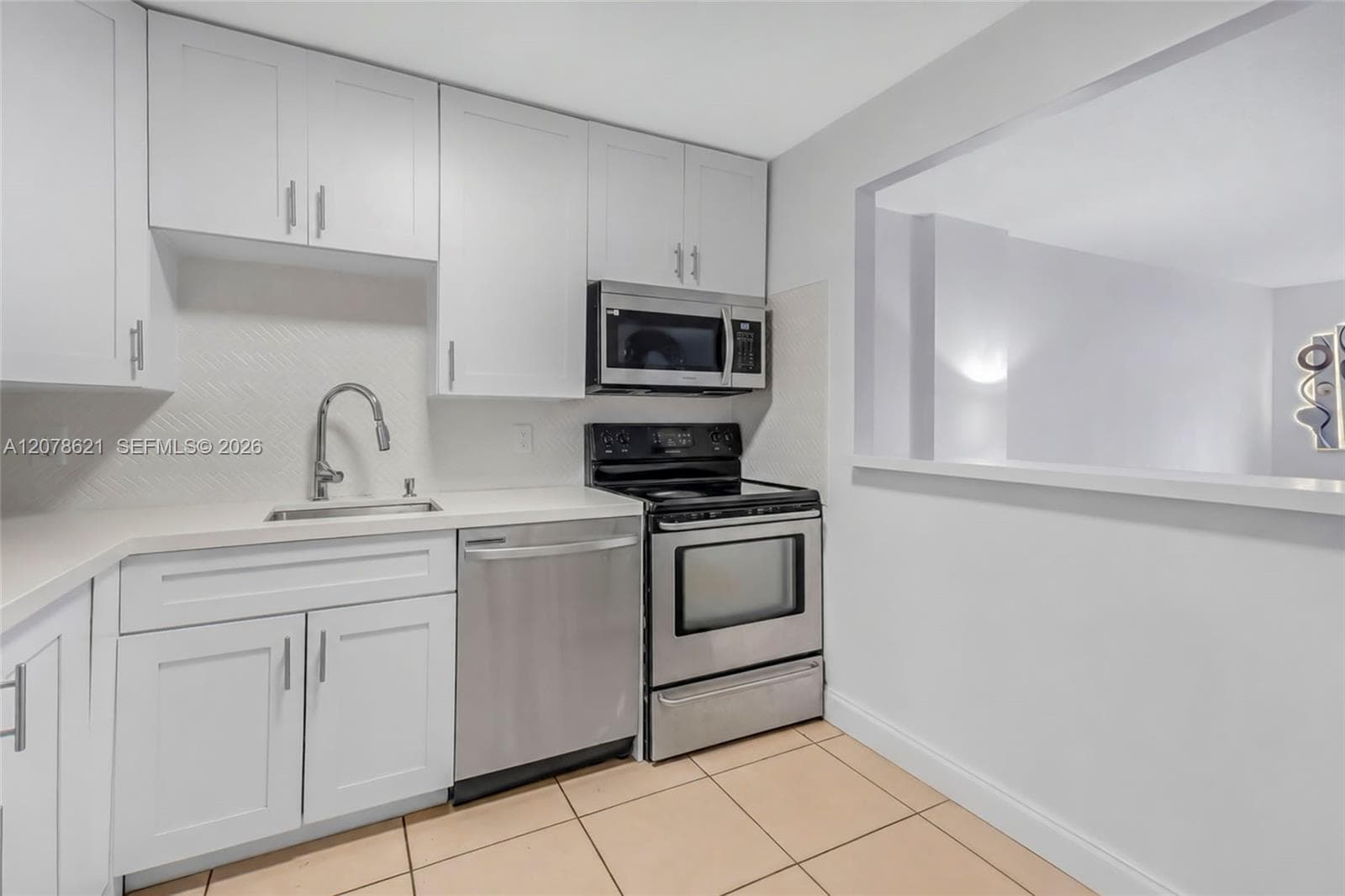 WOODSIDE APTS CONDO · #A626 in North Miami Beach - Photo 3