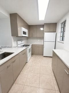 EL CONQUISTADOR NORTH CON · #401-F in Miami - Photo 1