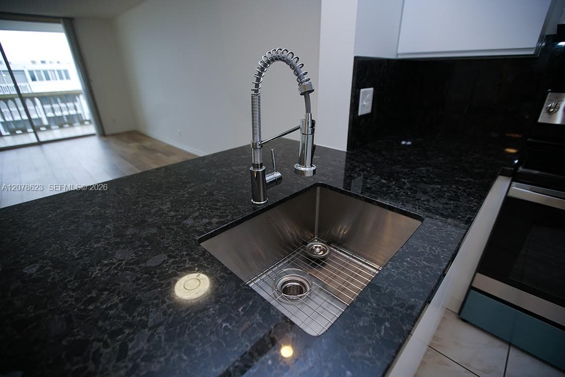 MEADOWBROOK TOWERS CONDO · #703 in Hallandale Beach - Photo 13