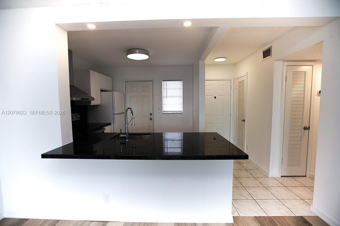 MEADOWBROOK TOWERS CONDO · #703 in Hallandale Beach - Photo 12