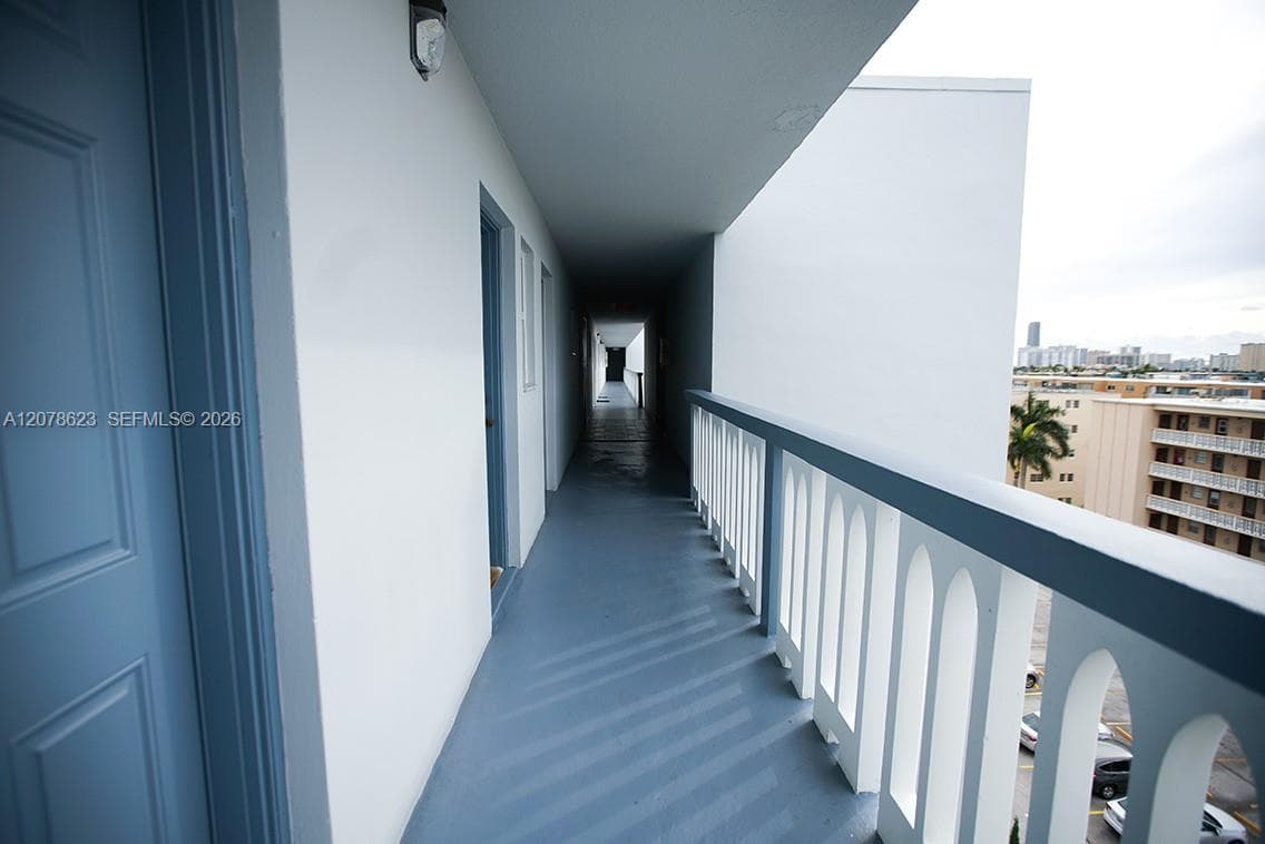 MEADOWBROOK TOWERS CONDO · #703 in Hallandale Beach - Photo 9