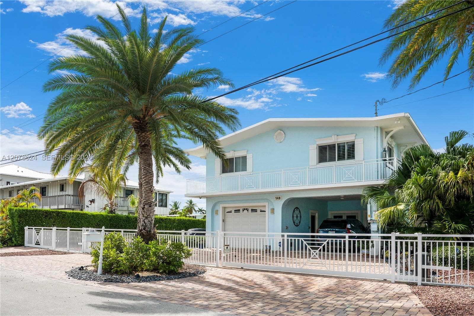 148 Giardino Dr photo 2