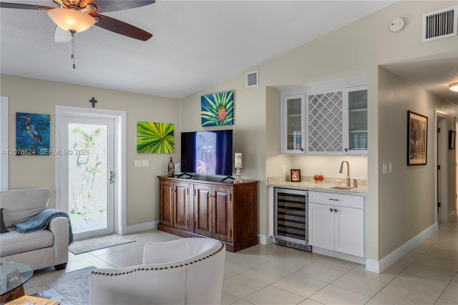 148 Giardino Dr photo 14
