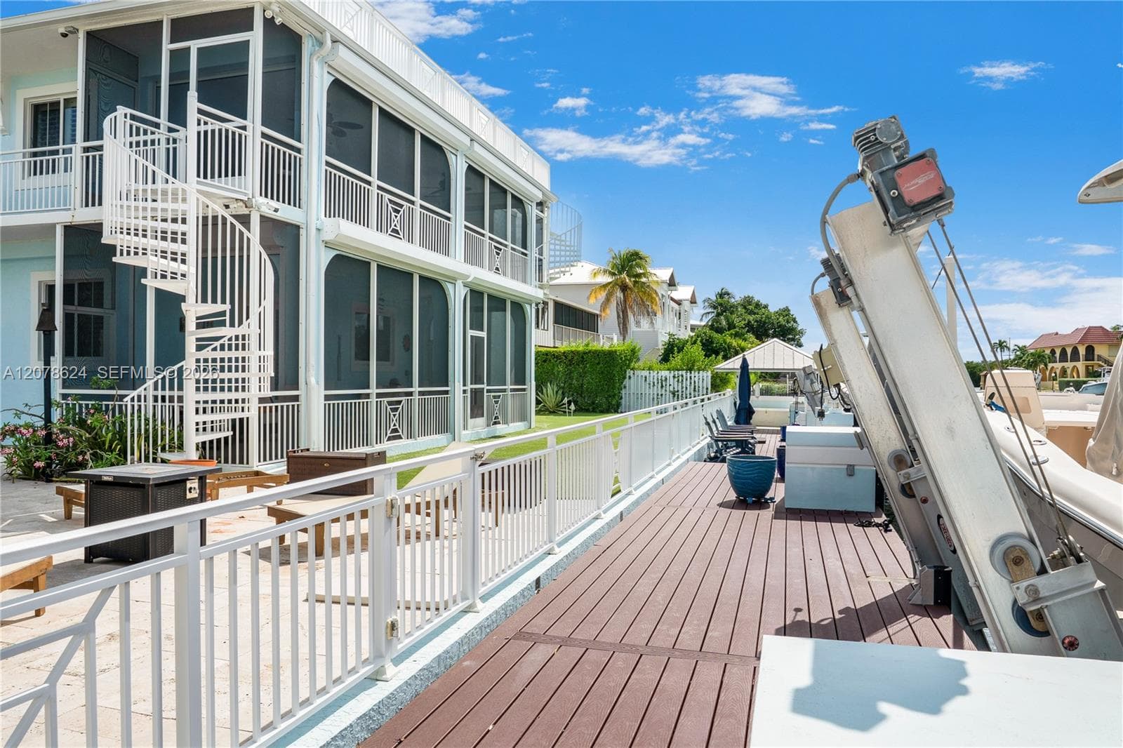 148 Giardino Dr photo 40