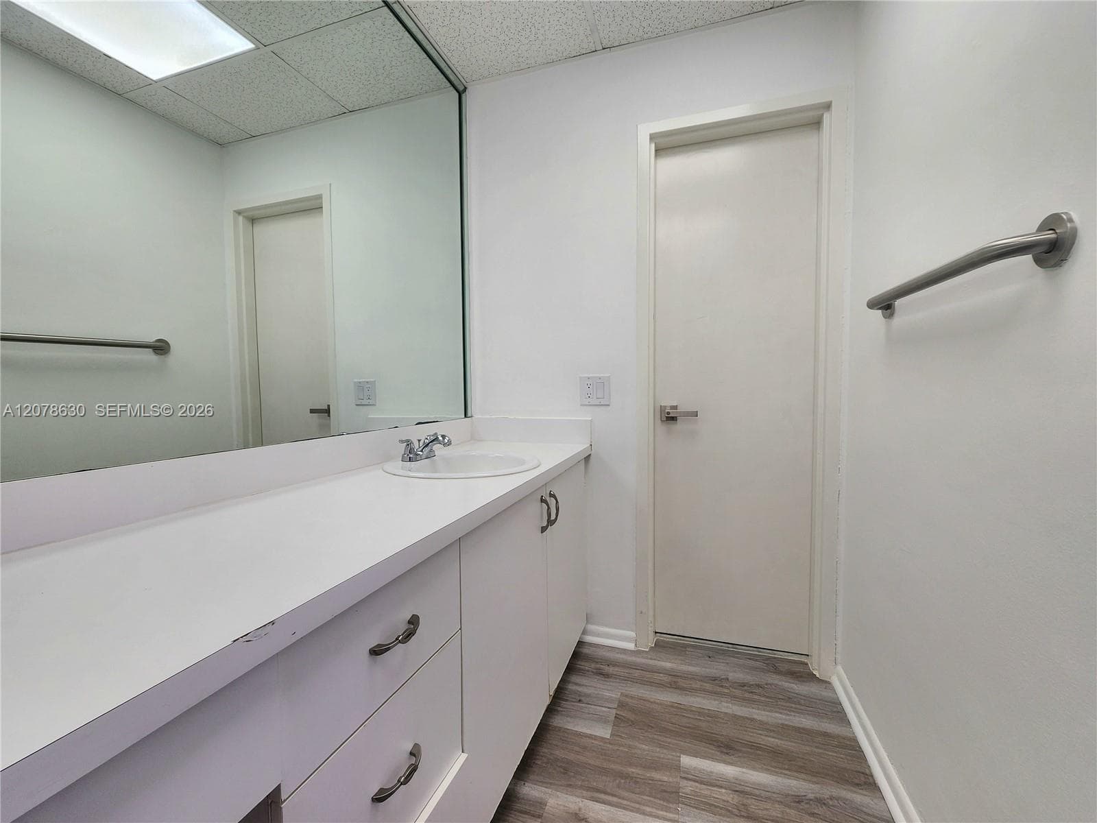 ALEXANDER TOWERS CONDO · #621 in Hollywood - Photo 13