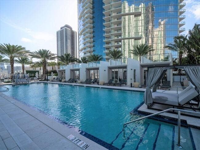 Paramount Miami Worldcenter · #3202 in Miami - Photo 35