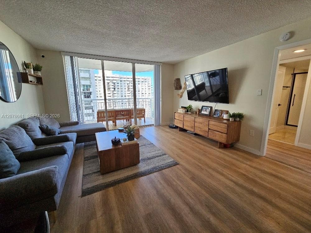 Plaza Del Prado · #1602 in Aventura - Photo 7