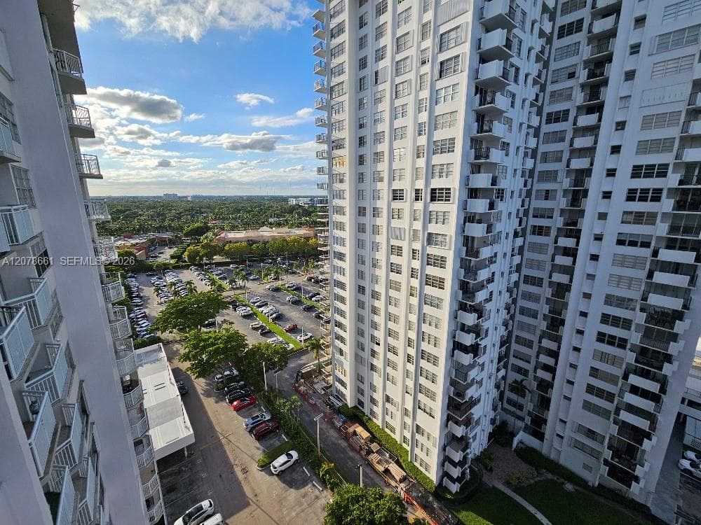 Plaza Del Prado · #1602 in Aventura - Photo 18