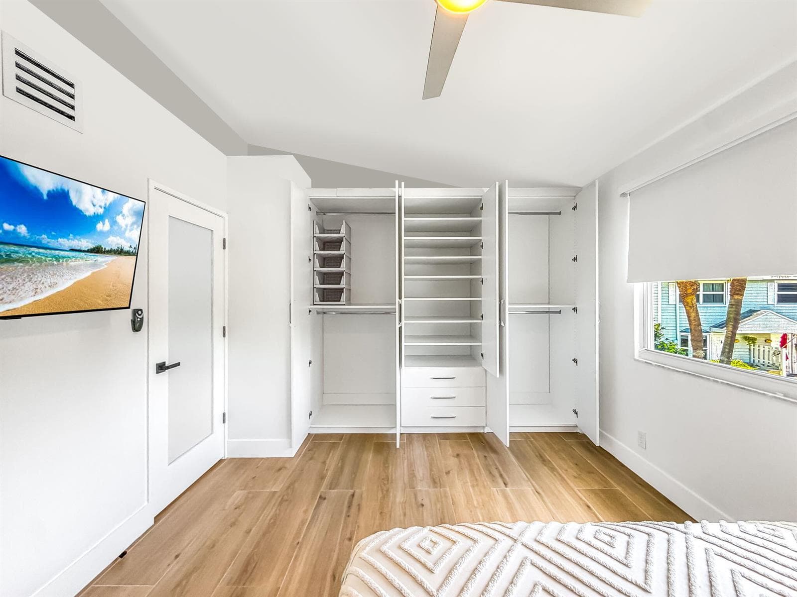 32-web-or-mls-JOY_053925