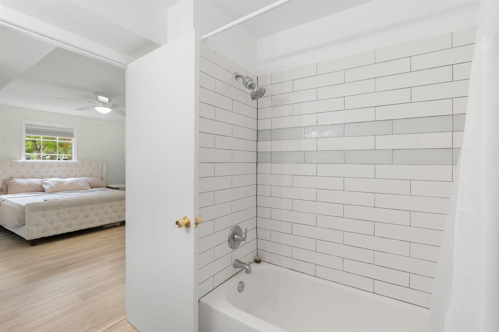 20-web-or-mls-5063 Heatherhill Ln 6, Boc