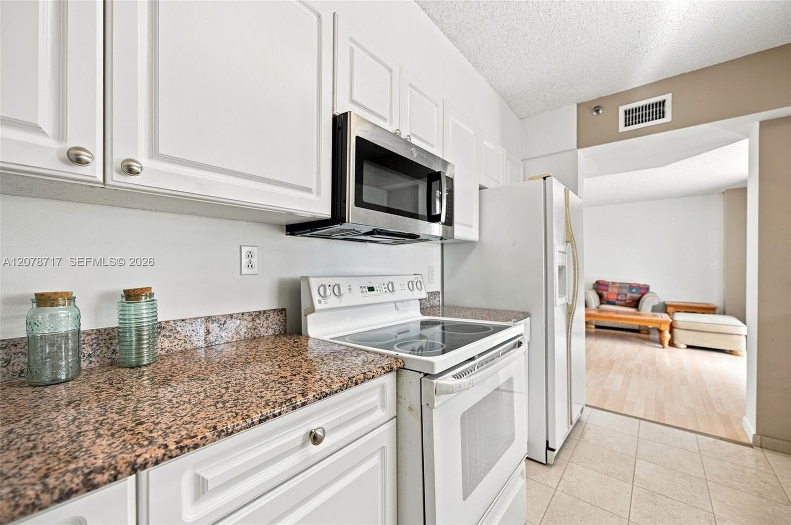 Grandview Condominium · #1006 in Miami Beach - Photo 7