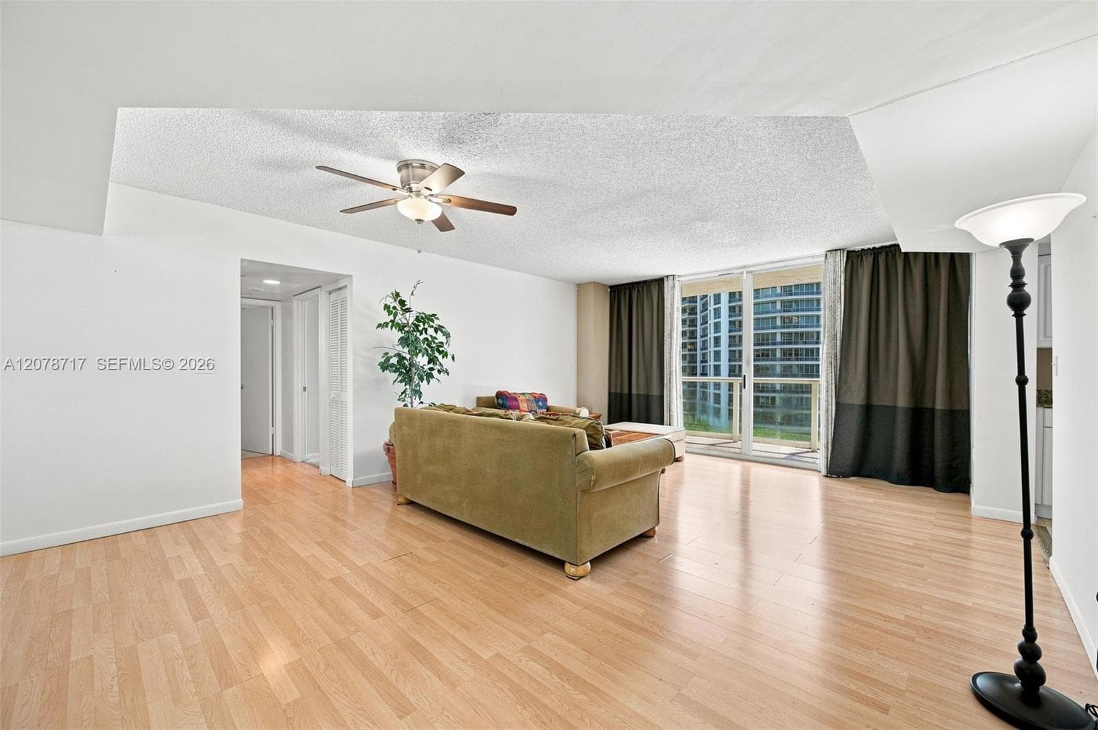 Grandview Condominium · #1006 in Miami Beach - Photo 4