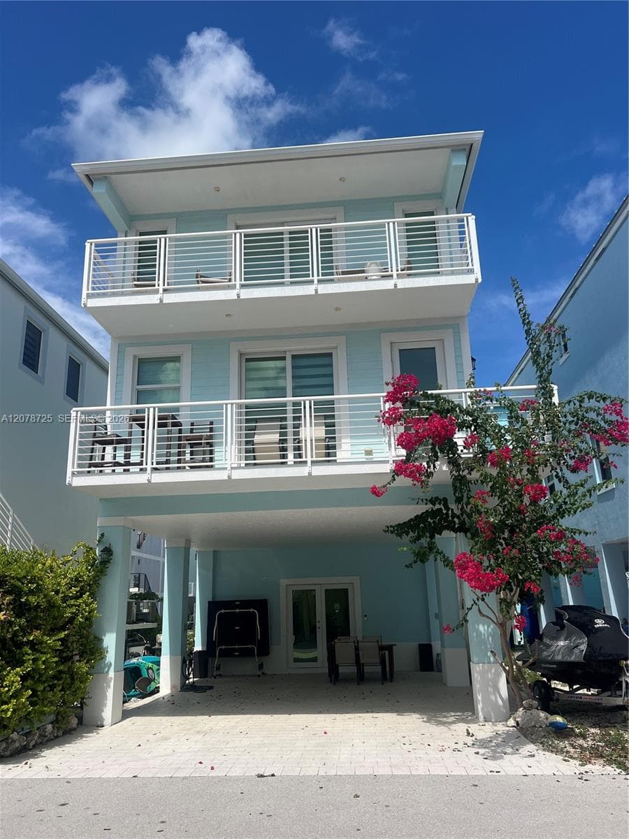 KEY LARGO OCEAN RESORT CO · #178 in Key Largo - Photo 11