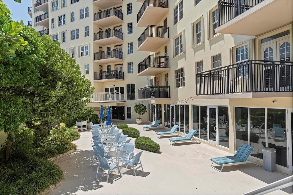 3745 S. Ocean Boulevard, Palm Beach - am