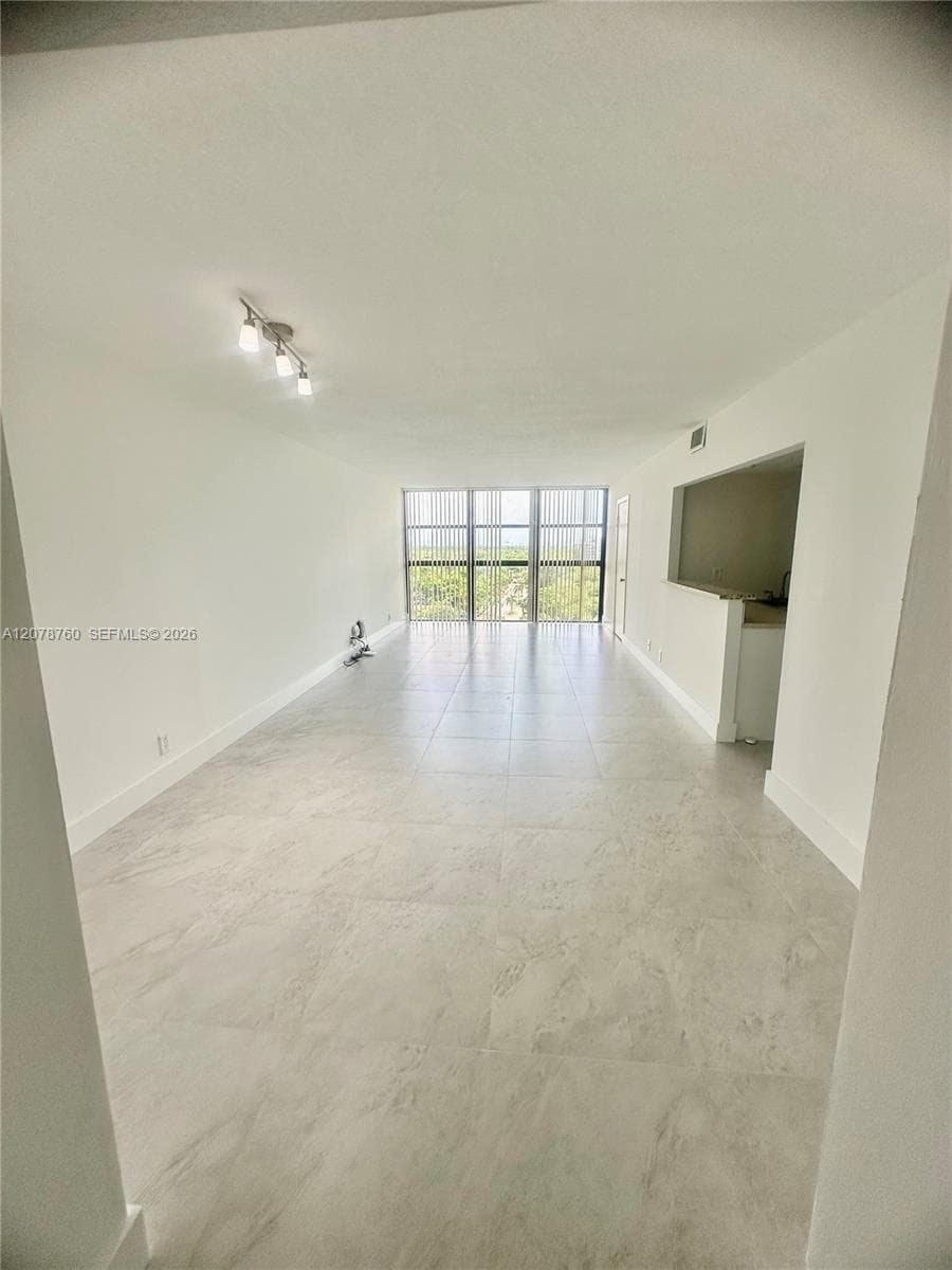 200 LESLIE CONDO · #1023 in Hallandale Beach - Photo 3