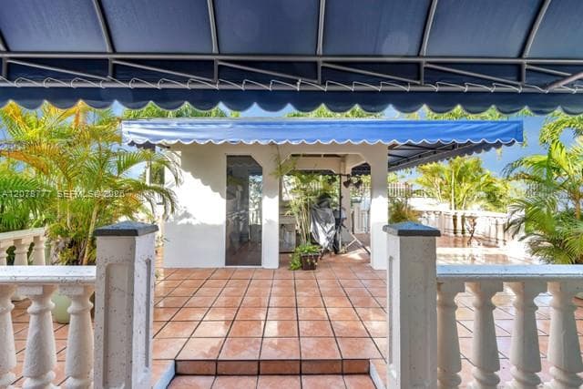 Outdoor Gazebo and Kitchen