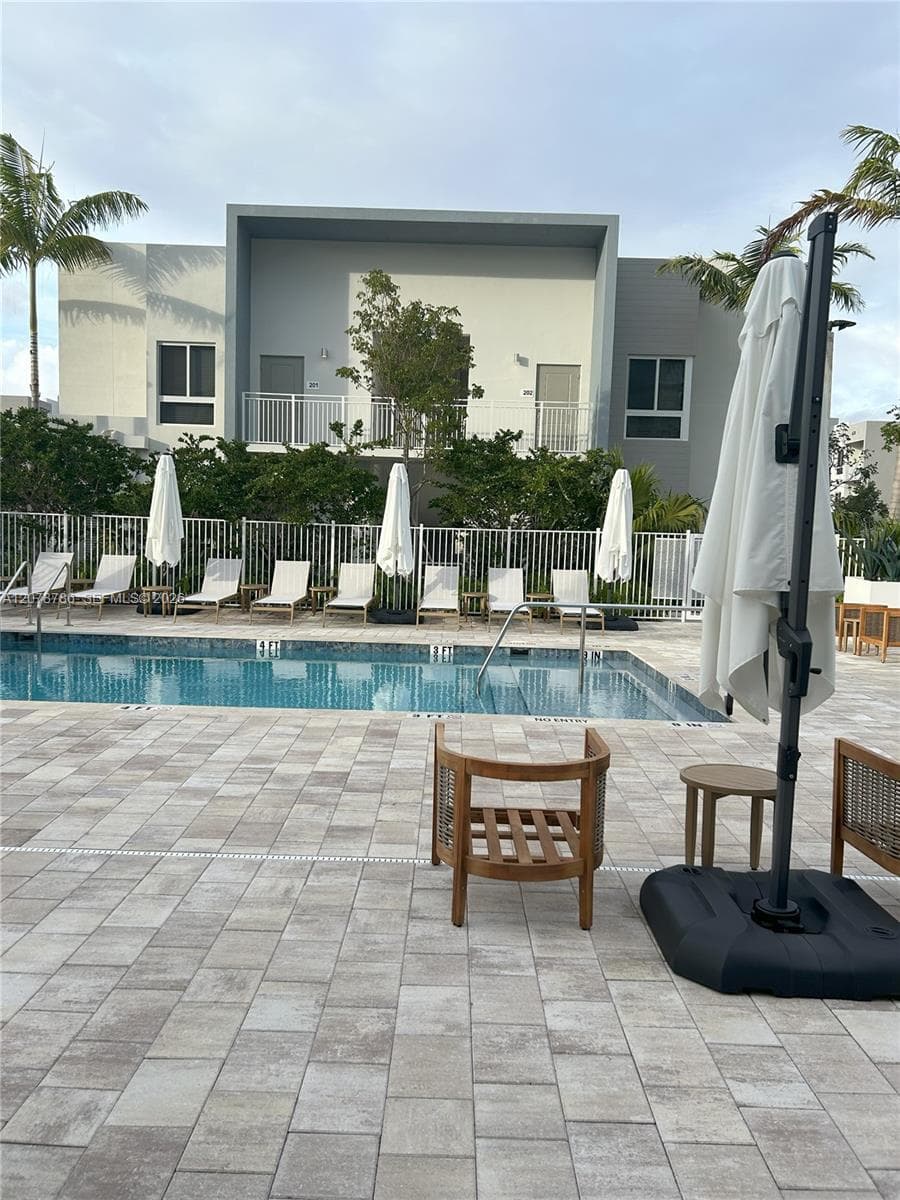 610 Ne 2nd St · #304 in Dania Beach - Photo 7