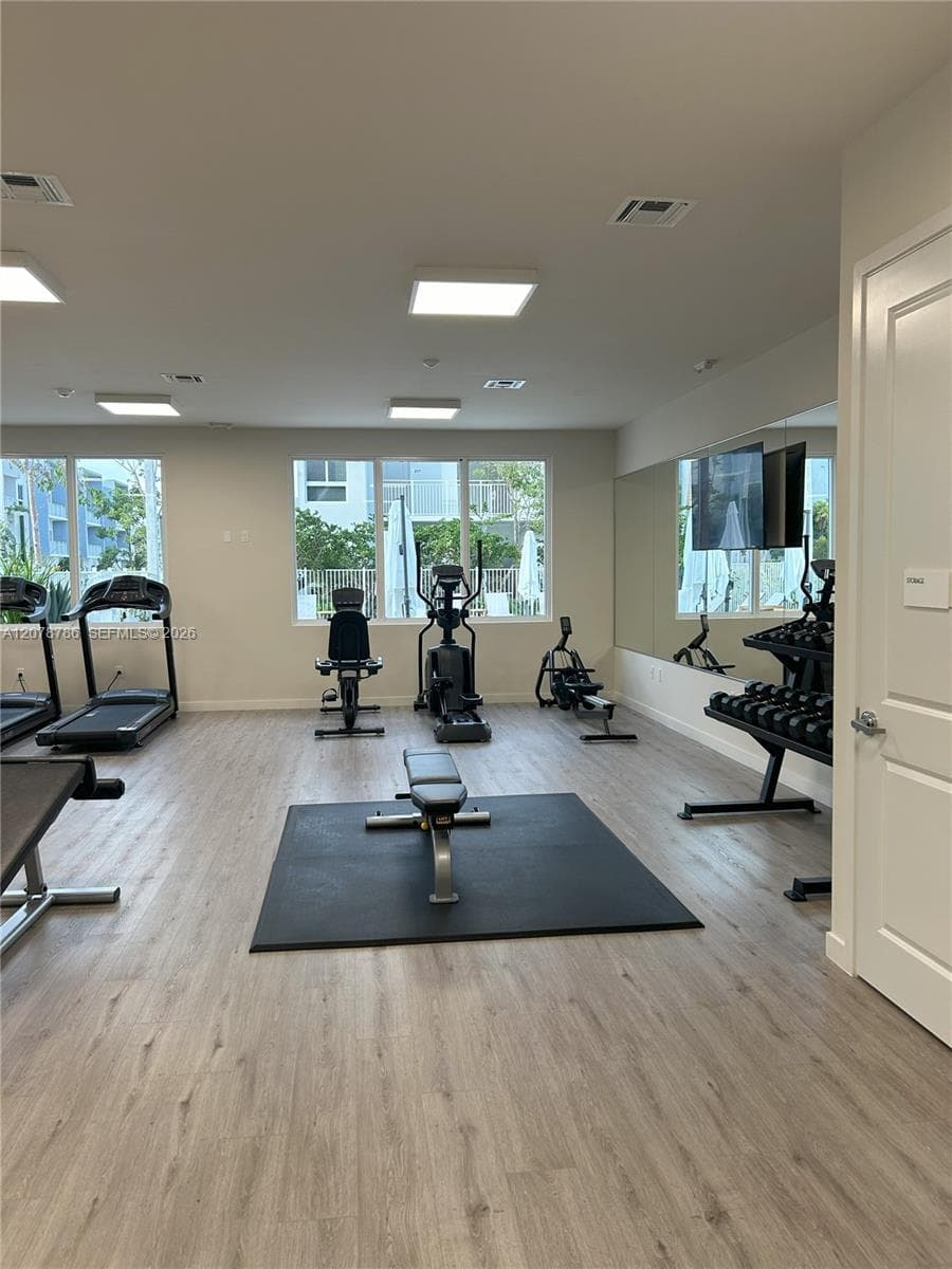610 Ne 2nd St · #304 in Dania Beach - Photo 4