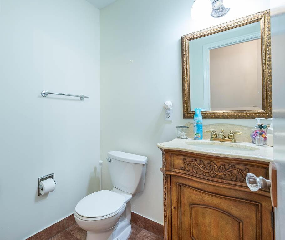 20260823-2381 Shady Lane #B-0019