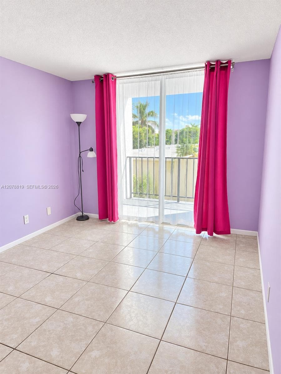 DESOTO PARK NORTH CONDO · #320 in Hallandale Beach - Photo 12