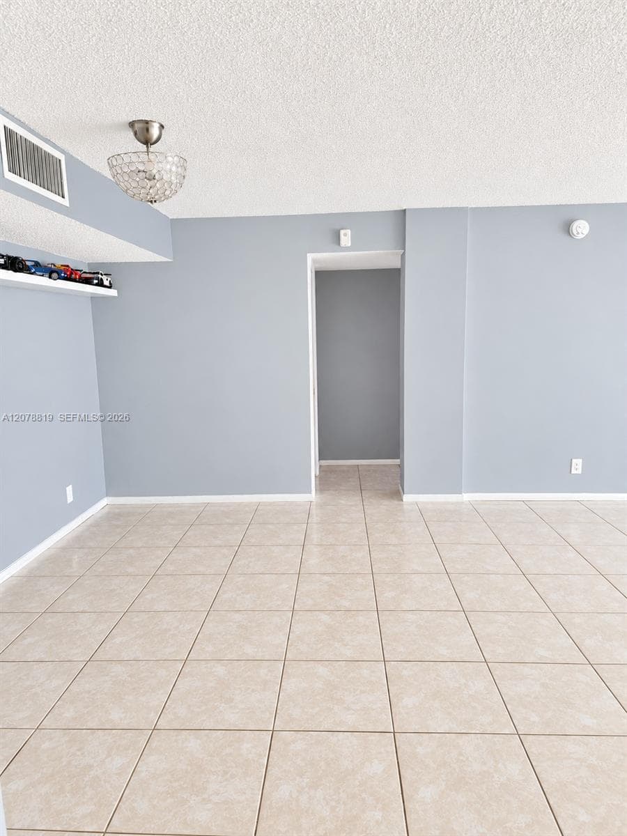 DESOTO PARK NORTH CONDO · #320 in Hallandale Beach - Photo 3